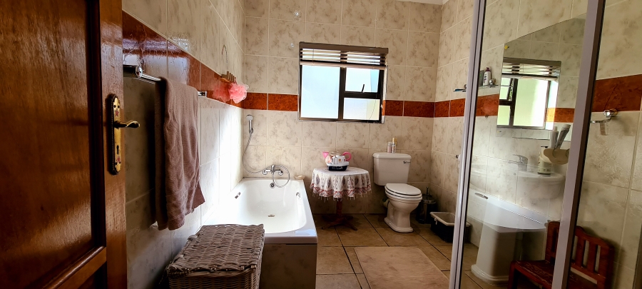 4 Bedroom Property for Sale in Cashan North West